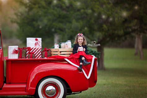 I'm offering them on Wednesdays only and the <b>sessions</b> is $275 plus sales tax and includes a 30 minute <b>session</b> and 5 digital files of your choice. . Christmas truck mini sessions